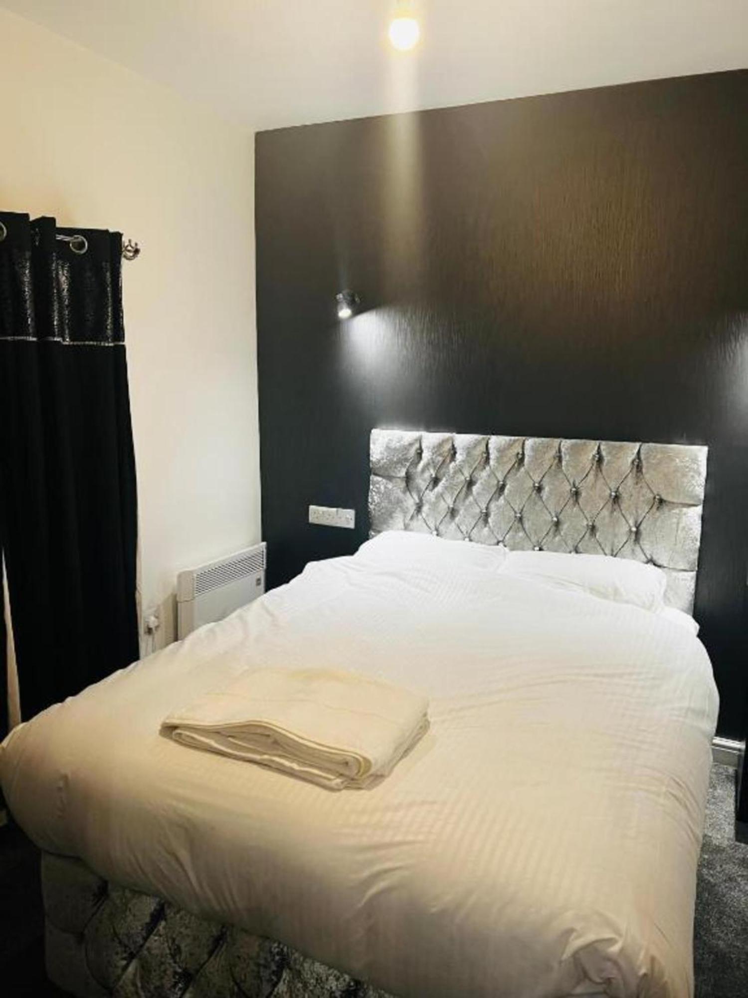 Oyo The Pleasant House Ξενοδοχείο Μάντσεστερ Εξωτερικό φωτογραφία