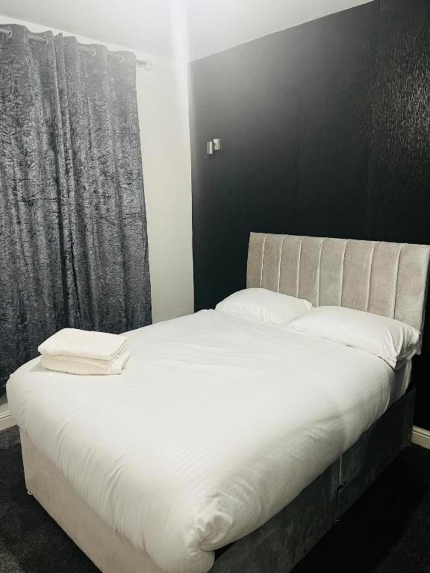 Oyo The Pleasant House Ξενοδοχείο Μάντσεστερ Εξωτερικό φωτογραφία